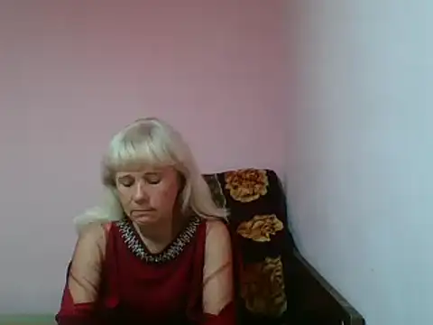 Snapshot of sakura_blonde chatting on March 20, 9:46 pm sakura blonde online show from March 20, 9:46 pm