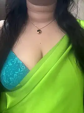 Snapshot of Akhi_Akshaya chatting on December 21, 4:03 pm Akhi Akshaya online show from December 21, 4:03 pm