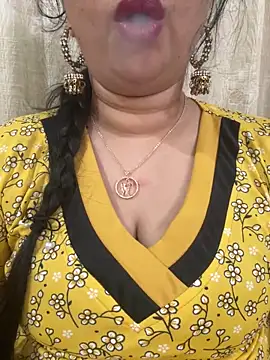 Snapshot of Akhi_Akshaya chatting on February 6, 5:51 pm Akhi Akshaya online show from February 6, 5:51 pm