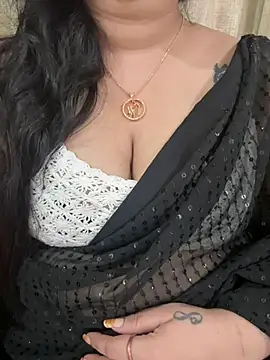 Snapshot of Akhi_Akshaya chatting on February 7, 4:14 pm Akhi Akshaya online show from February 7, 4:14 pm