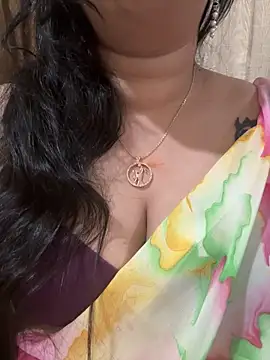 Snapshot of Akhi_Akshaya chatting on February 10, 5:41 pm Akhi Akshaya online show from February 10, 5:41 pm