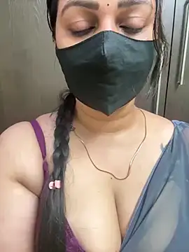 Snapshot of Akhi_Akshaya chatting on February 18, 4:48 pm Akhi Akshaya online show from February 18, 4:48 pm