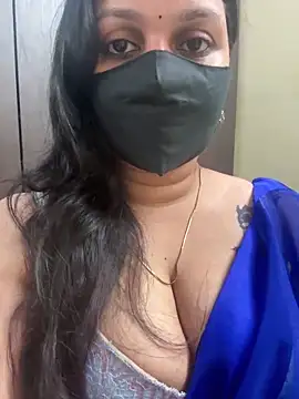 Snapshot of Akhi_Akshaya chatting on March 2, 4:32 pm Akhi Akshaya online show from March 2, 4:32 pm