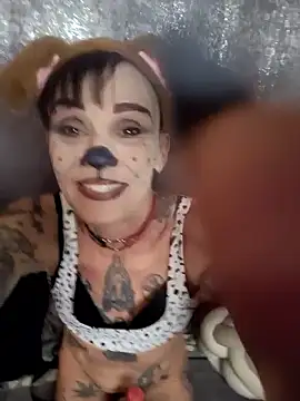 MommyMisfit online show from October 2, 12:06 am