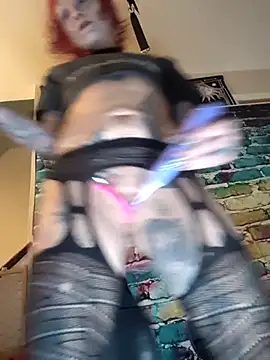 MommyMisfit online show from December 14, 10:03 pm