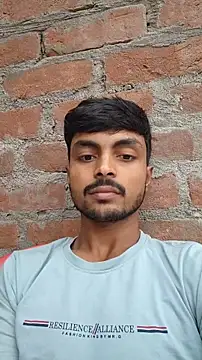 Suraj223kumar online show from October 26, 1:33 am