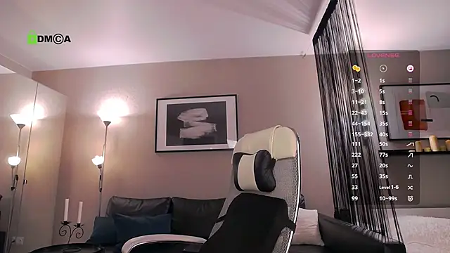 Snapshot of GoddessOlga chatting on June 15, 2:52 pm GoddessOlga online show from June 15, 2:52 pm