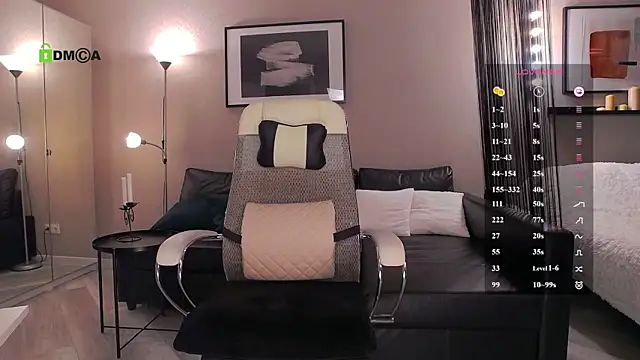 Snapshot of GoddessOlga chatting on July 23, 2:15 pm GoddessOlga online show from July 23, 2:15 pm