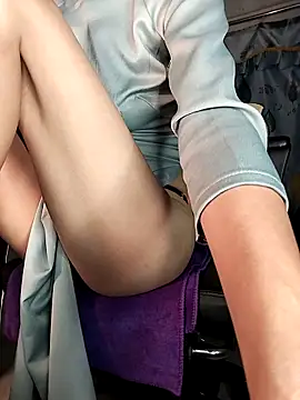 Lucy limon online show from December 18, 8:53 am