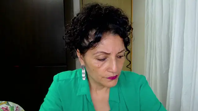 arianna ros3 online show from May 1, 1:21 am