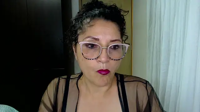 arianna ros3 online show from June 15, 2:25 am