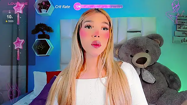 Snapshot of Aileen_18 chatting on January 26, 9:07 pm Aileen 18 online show from January 26, 9:07 pm