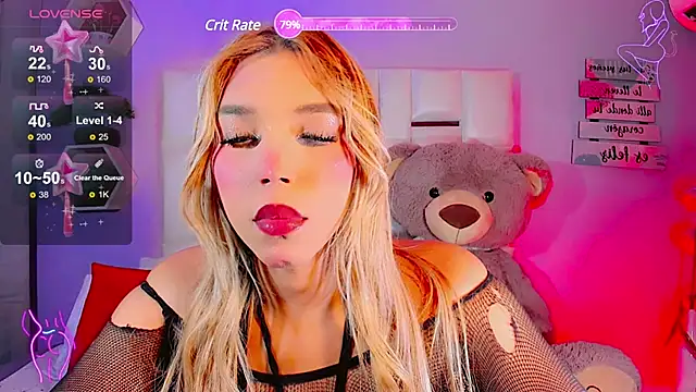 Snapshot of Aileen_18 chatting on January 28, 10:01 pm Aileen 18 online show from January 28, 10:01 pm