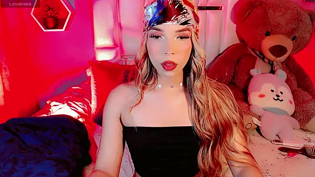 Snapshot of Aileen_18 chatting on February 25, 6:01 am Aileen 18 online show from February 25, 6:01 am