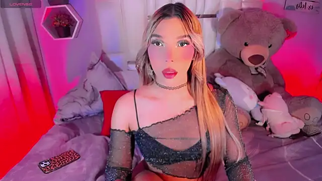 Snapshot of Aileen_18 chatting on April 3, 6:44 am Aileen 18 online show from April 3, 6:44 am