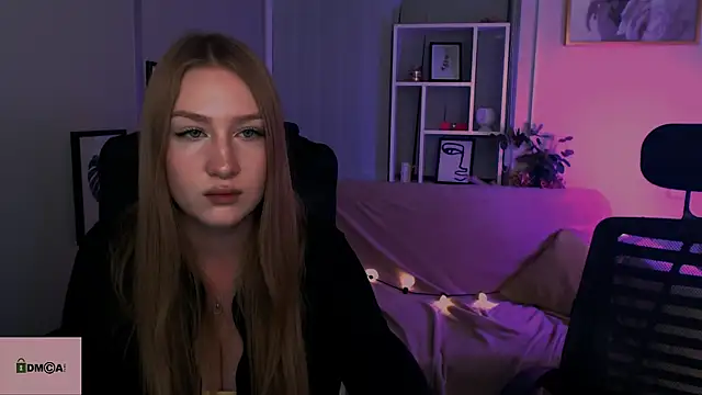 playful sophie online show from January 8, 2:14 am