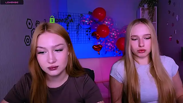 playful sophie online show from February 16, 8:27 pm