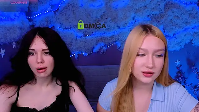 playful sophie online show from June 6, 7:29 pm