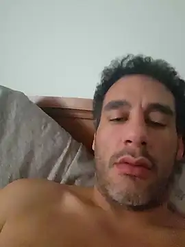 Snapshot of PNPdad6969 chatting on December 20, 6:13 pm PNPdad6969 online show from December 20, 6:13 pm