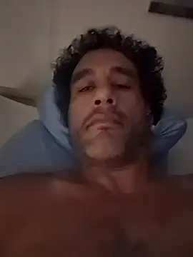 Snapshot of PNPdad6969 chatting on November 16, 2:28 am PNPdad6969 online show from November 16, 2:28 am