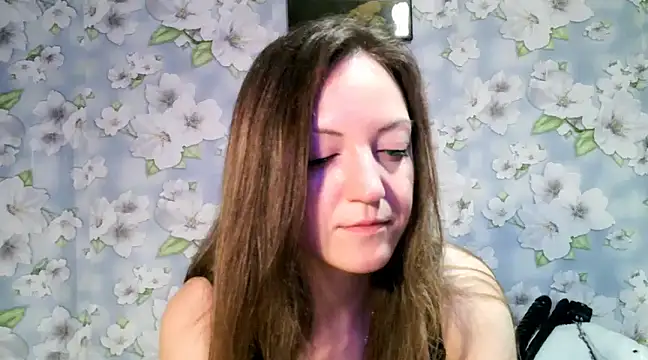 KattyLuuu online show from January 10, 8:40 am