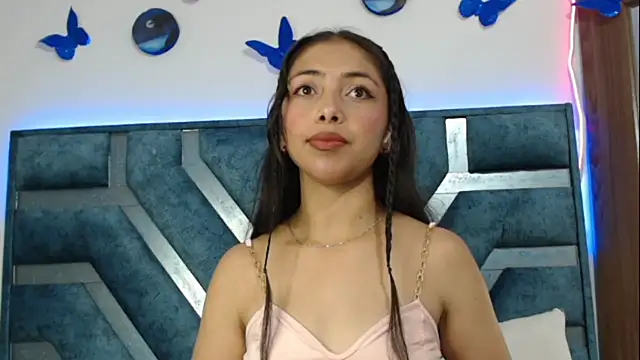 Roxan Fox- online show from March 19, 12:37 am