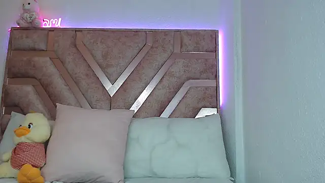 Roxan Fox- online show from March 20, 6:41 am