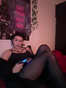 Snapshot of Linwy69 chatting on January 8, 2:25 pm Linwy69 online show from January 8, 2:25 pm