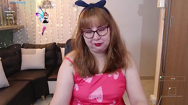 chloe prg online show from November 24, 1:33 pm