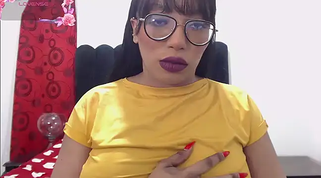 AmyBriiggs online show from January 10, 5:26 am