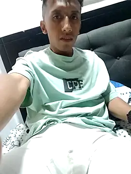 Alex-col online show from December 25, 7:57 am