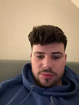 Snapshot of gayboooy_nrw chatting on December 22, 1:55 am gayboooy nrw online show from December 22, 1:55 am