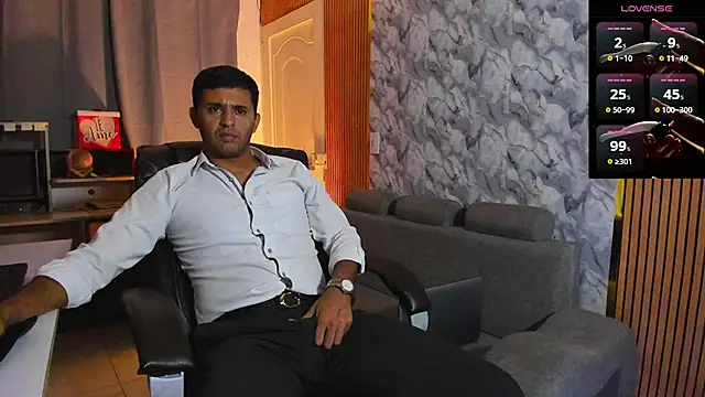 Hideintheoffice online show from February 12, 7:36 am