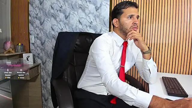 Hideintheoffice online show from March 11, 11:49 am