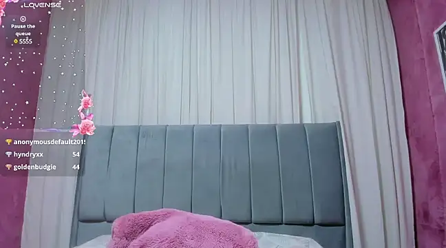 Maddy bennet online show from December 29, 11:29 pm