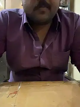 Snapshot of Hillz_king_98 chatting on October 10, 11:04 pm Hillz king 98 online show from October 10, 11:04 pm