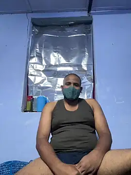 Snapshot of Hillz_king_98 chatting on April 16, 1:17 am Hillz king 98 online show from April 16, 1:17 am