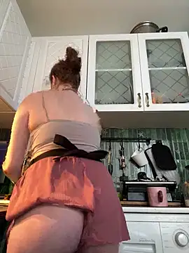 MayaMystic online show from February 19, 1:07 pm