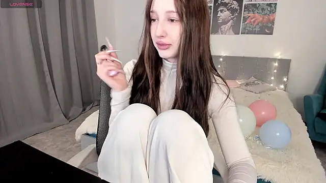Lissa Meow  online show from April 30, 2:07 am