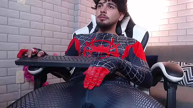 Samir bear online show from October 28, 10:45 pm