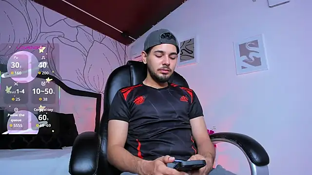 Samir bear online show from December 4, 12:36 pm