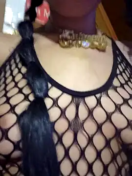 carmelbbyx22 online show from April 25, 1:41 pm