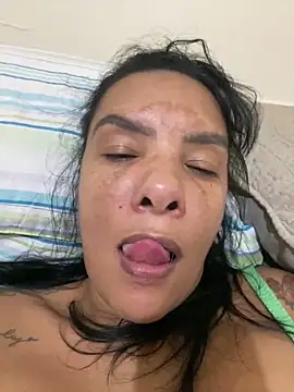 Snapshot of briannaa557 chatting on December 31, 6:46 pm briannaa557 online show from December 31, 6:46 pm