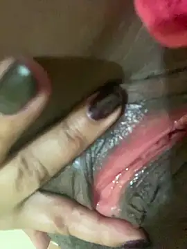 Snapshot of briannaa557 chatting on March 3, 9:44 am briannaa557 online show from March 3, 9:44 am