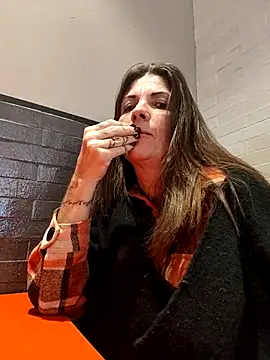 sansan2411 online show from November 7, 1:11 pm