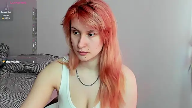 Snapshot of Sweet_white_chocolate chatting on May 6, 8:52 am Sweet white chocolate online show from May 6, 8:52 am