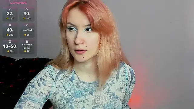Snapshot of Sweet_white_chocolate chatting on May 7, 7:36 am Sweet white chocolate online show from May 7, 7:36 am