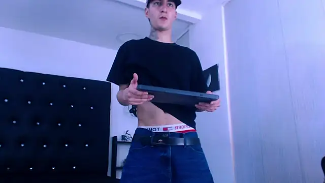 Angel xxx online show from January 14, 6:35 pm