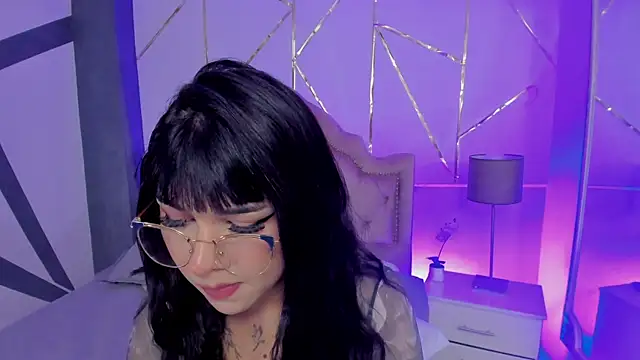 Snapshot of RoseCassie chatting on February 5, 4:14 pm RoseCassie online show from February 5, 4:14 pm
