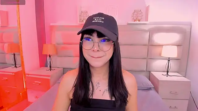 Snapshot of RoseCassie chatting on March 2, 12:54 pm RoseCassie online show from March 2, 12:54 pm